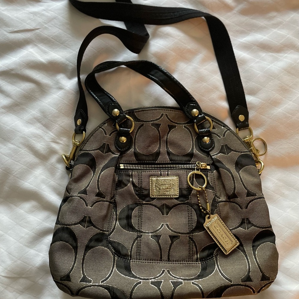 Coach Poppy handbag fantastic condition black and gold